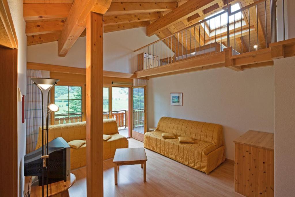 Les Naturelles Leukerbad Room photo